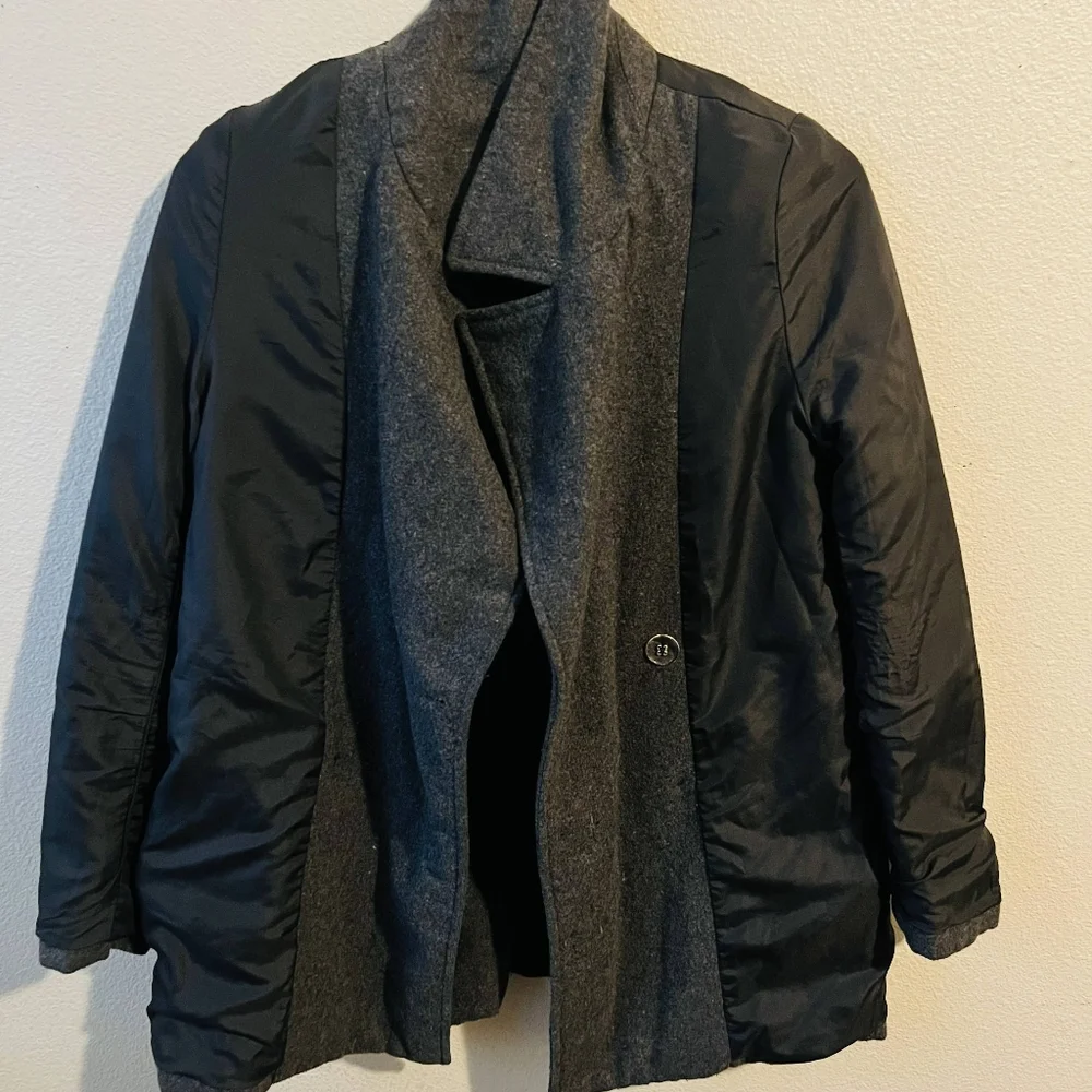 Old Navy gray jacket - Picture 6 of 9